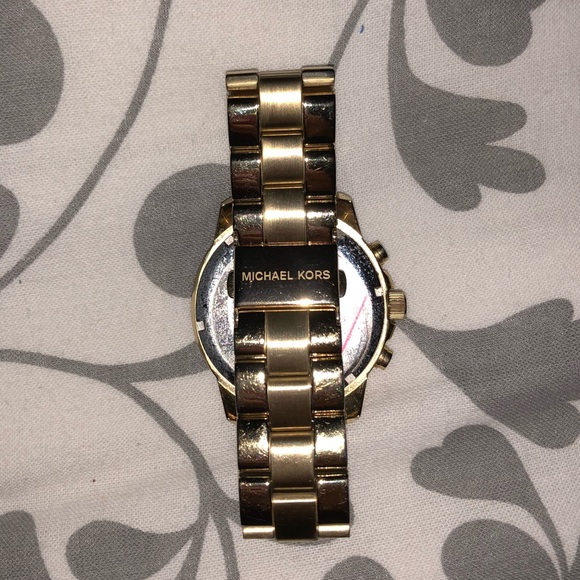 Michael Kors Gold Tone MK5777 Bradshaw Watch - Picture 5 of 5